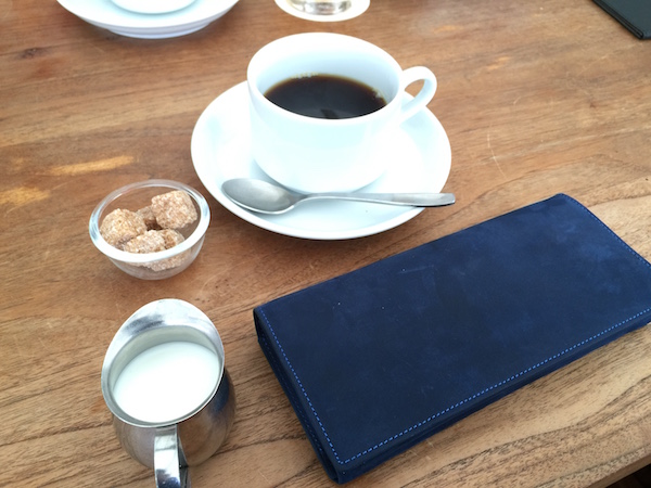 TYハーバーと、『ココマイスター』ナポレオンカーフ・アレッジドウォレット